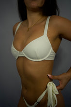 Load image into Gallery viewer, The &quot;Elle&quot; Top
