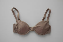 Load image into Gallery viewer, The "Elle" Top
